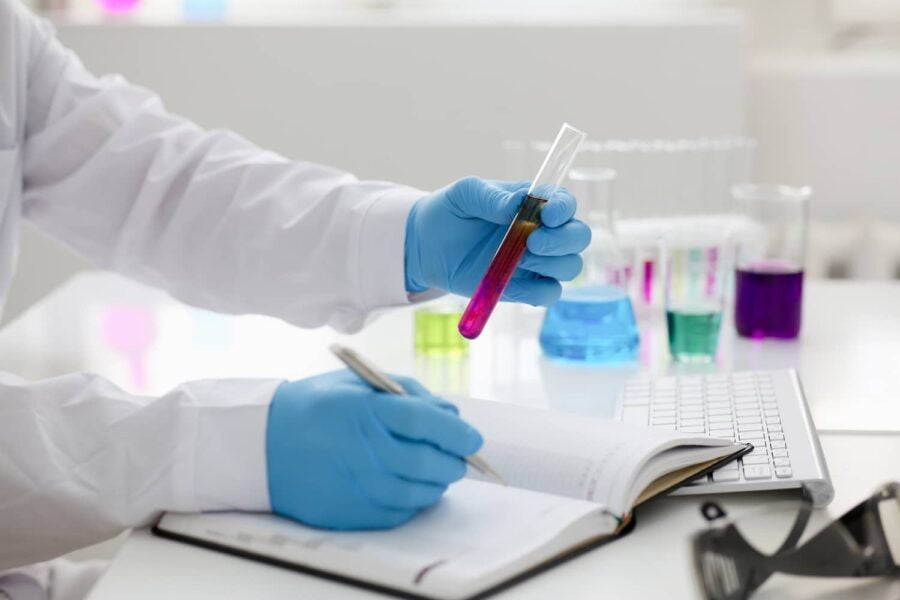 We provide the only chemical inventory solution that supports unlimited users and facilities accessing SDS, documents & data in any global location and in over 128 supported languages.