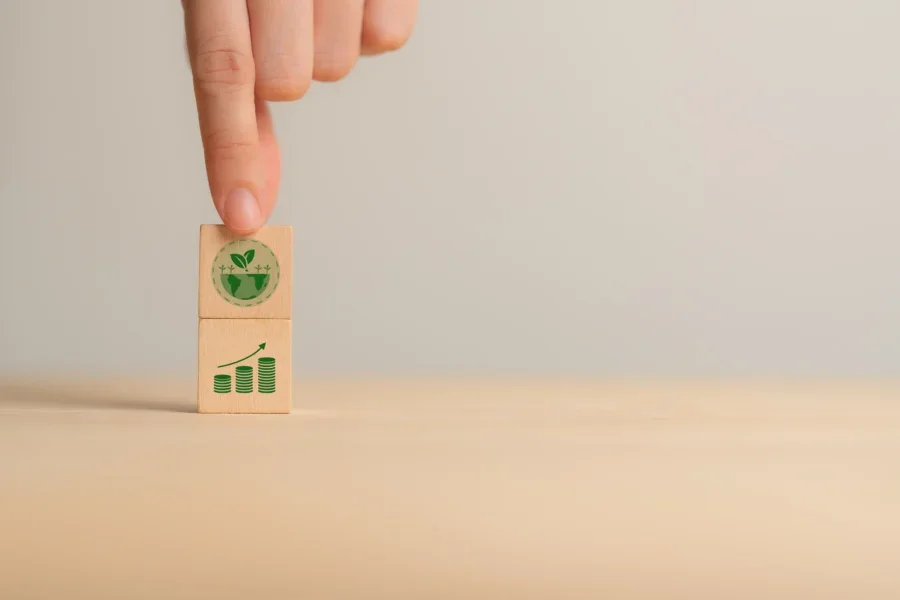 3E offers companies software solutions that align business growth with product safety and environmental stewardship. Reducing carbon footprint, conserving resources, sustainable production.