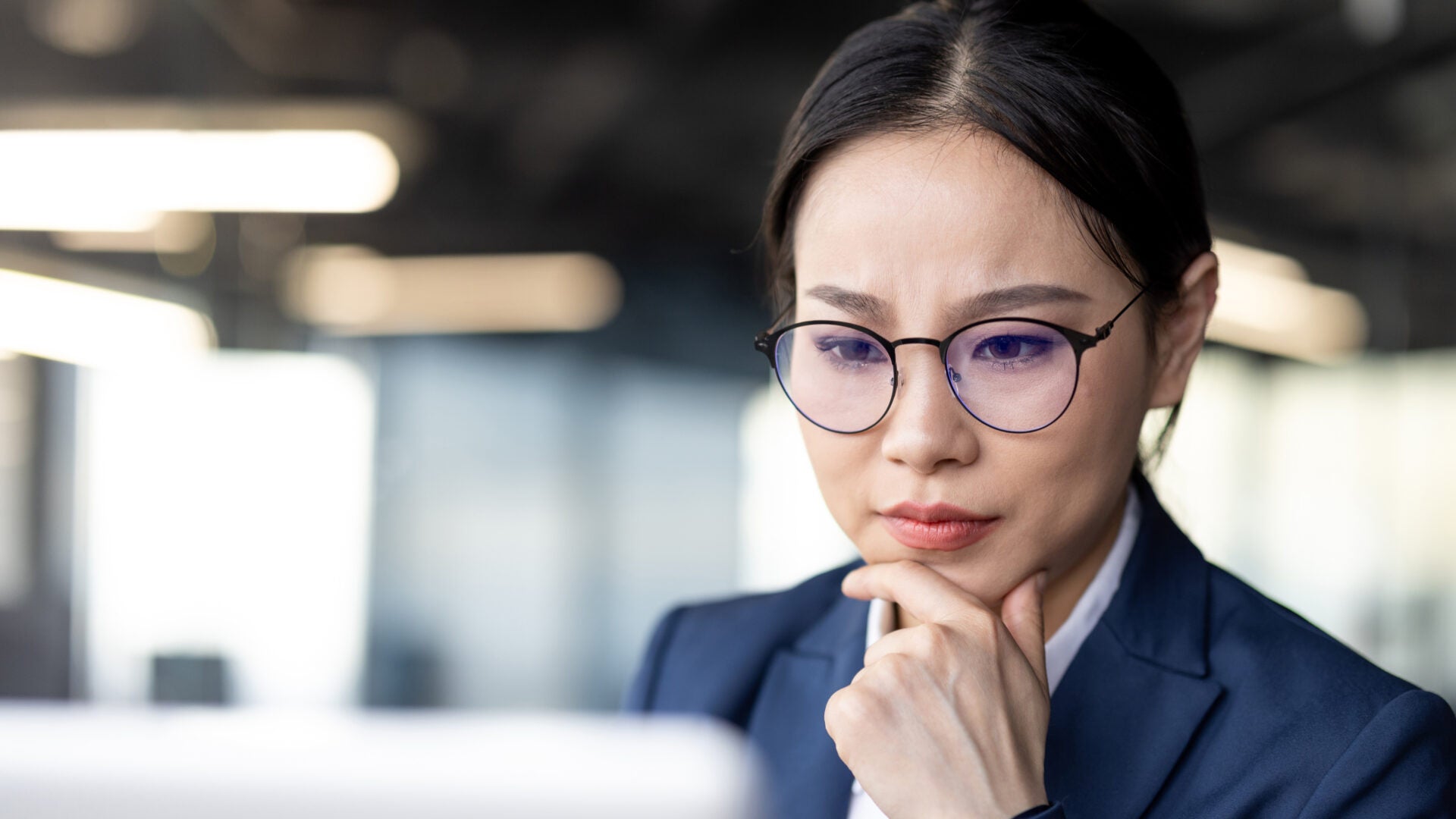 Webinar on PFAS challenges and strategies for product stewards, featuring insights on regulatory shifts, risk assessment, and sustainability practices.